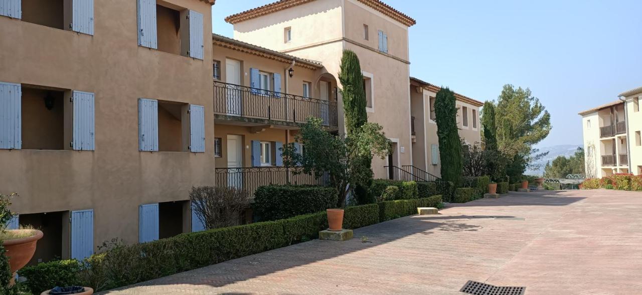 מאלמור Charmant T2 Climatise Avec Belle Vue , Golf De Pont-Royal מראה חיצוני תמונה