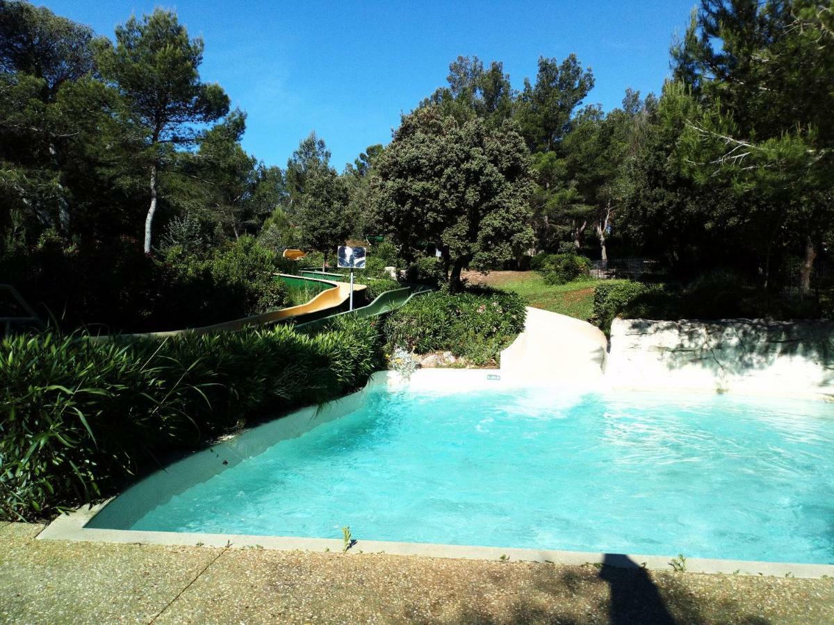 מאלמור Charmant T2 Climatise Avec Belle Vue , Golf De Pont-Royal מראה חיצוני תמונה