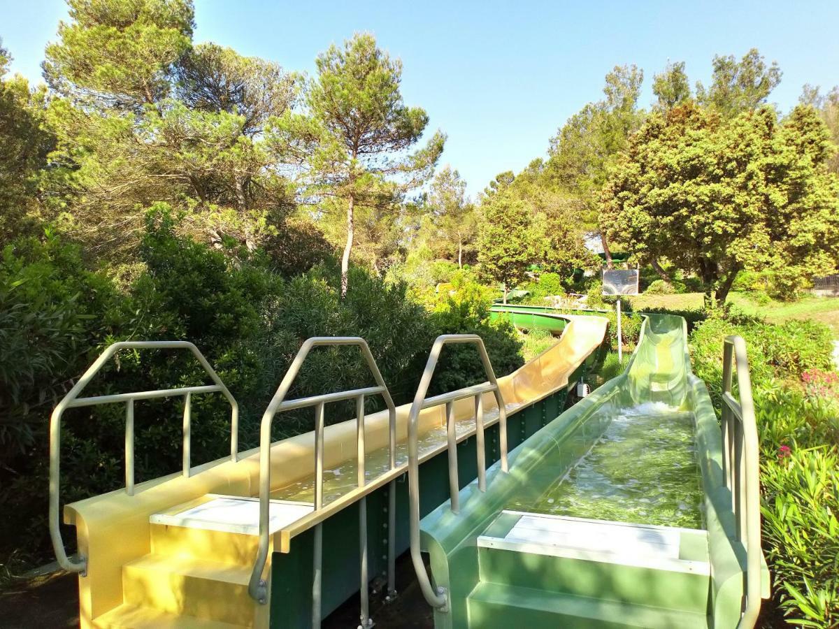 מאלמור Charmant T2 Climatise Avec Belle Vue , Golf De Pont-Royal מראה חיצוני תמונה